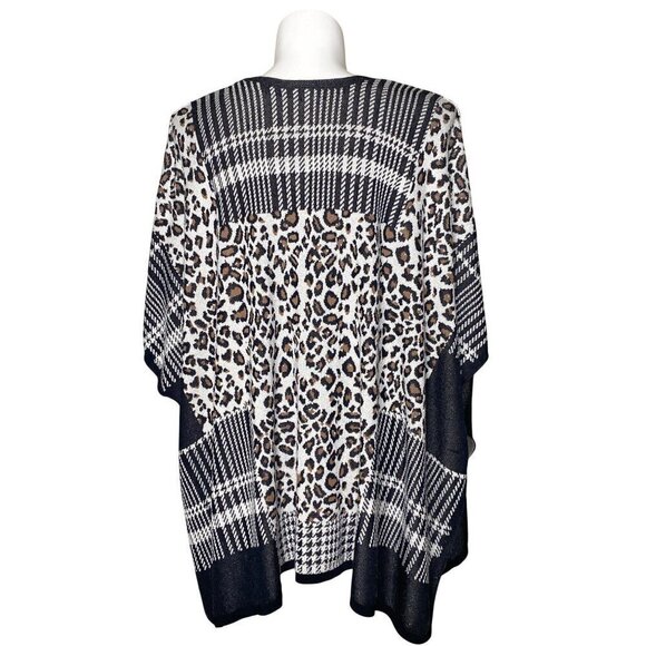 Chico's Plaid and Animal-Print Knit Ruana Wrap, Open Front Women's Size L/XL - Picture 6 of 10